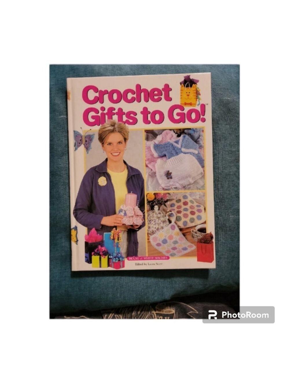 Crochet Gifts to Go Laura Scott Craft Book